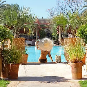 Hotel Domaine Des Remparts &