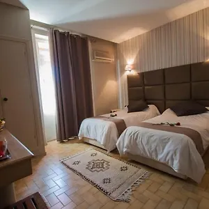 Hotel De La Paix